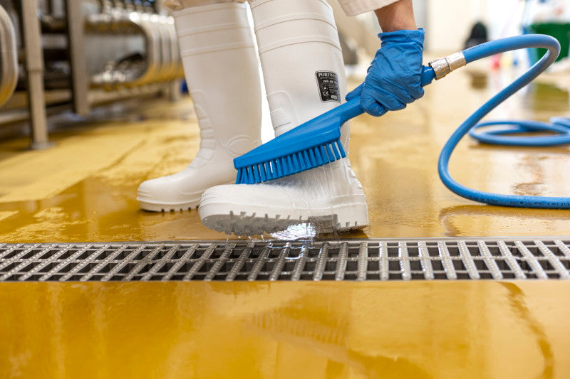 Waterfed Hand Brush with Quick Disconnect and GHT Coupling