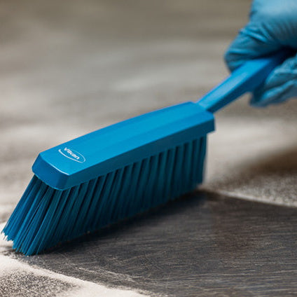 Choosing the Correct Bristle Type for Your Cleaning Brushes