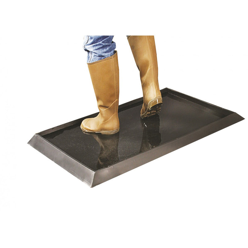 Wearwell Tall Wall Sanitizing Footbath Mat w/ 2 1/2" Edges