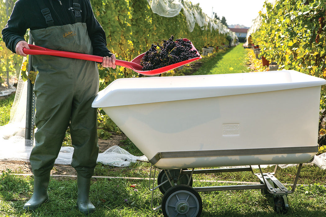 Large Angled Dump Tub with Drain Plug